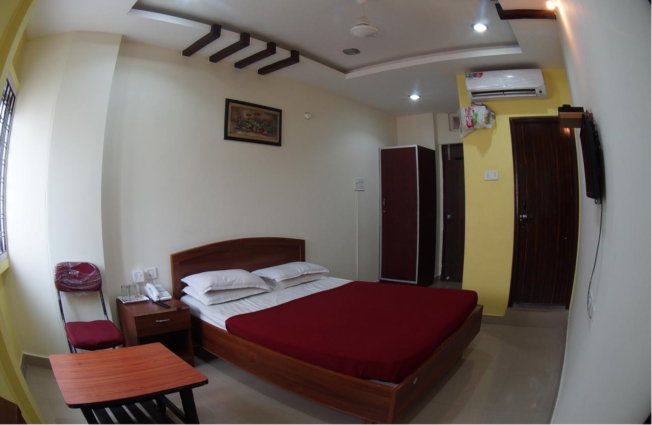 حيدر أباد Oyo Flagship 74392 Hotel Mahesh Residency المظهر الخارجي الصورة